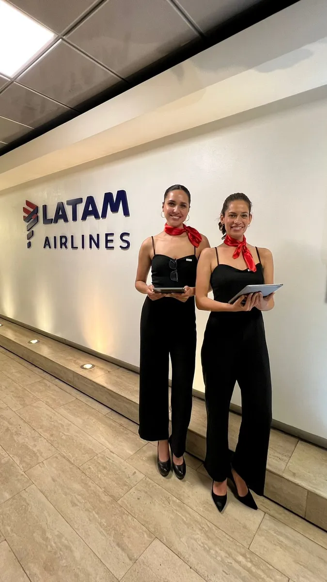 Anfitrionas en un evento de una aerolínea